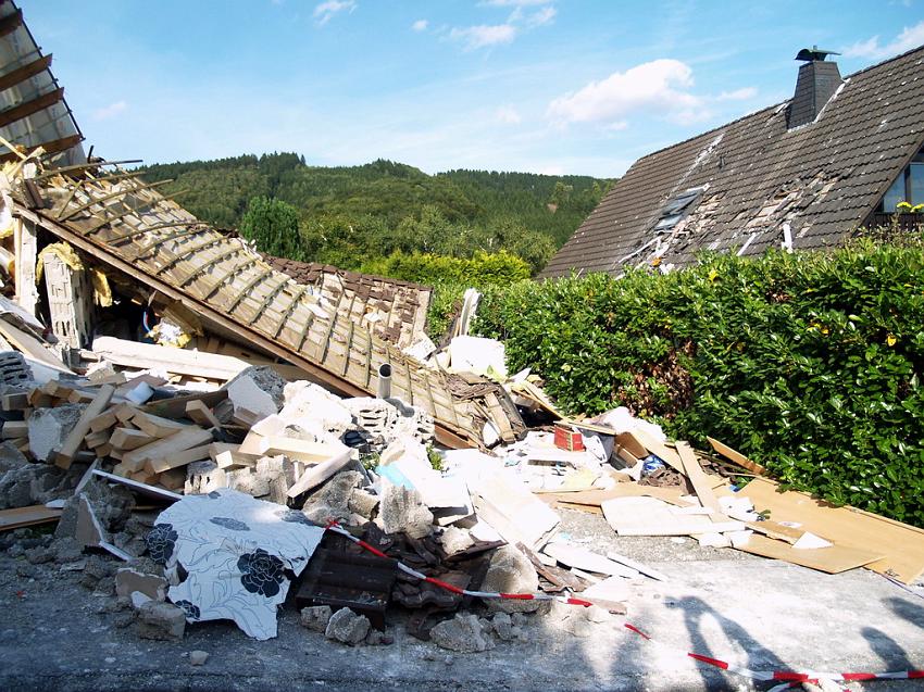 Haus explodiert Bergneustadt Pernze P130.JPG